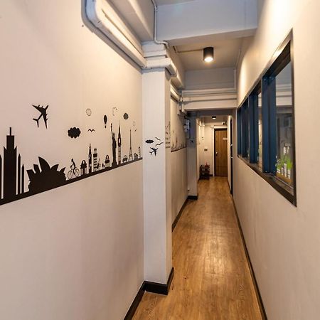 Snoozzze Hostel ใกล้รถไฟฟ้า ย่านบางรัก (Adults Only) Bangkok Extérieur photo