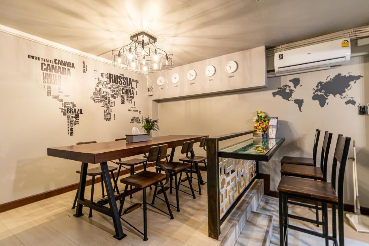 Snoozzze Hostel ใกล้รถไฟฟ้า ย่านบางรัก (Adults Only) Bangkok Extérieur photo