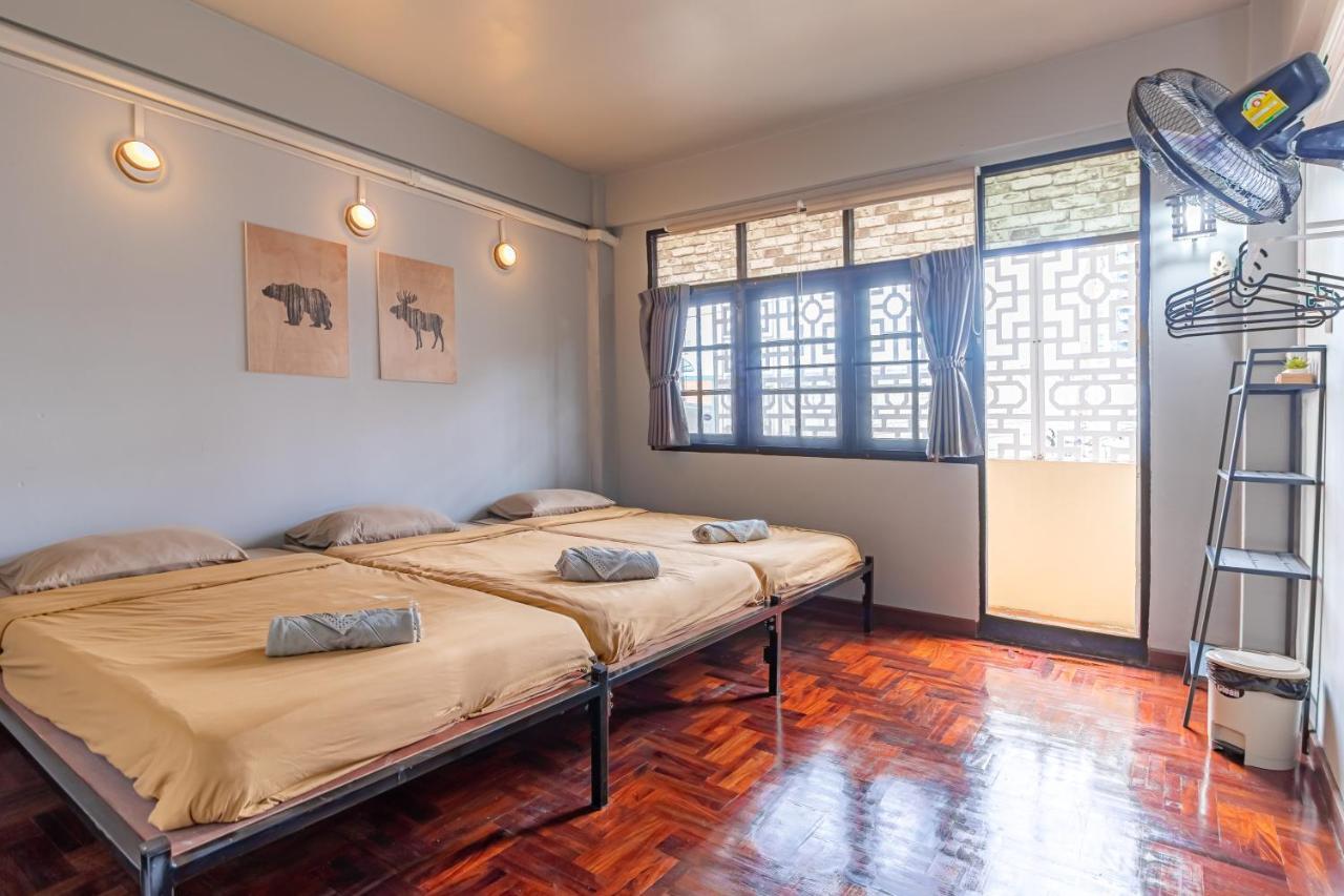 Snoozzze Hostel ใกล้รถไฟฟ้า ย่านบางรัก (Adults Only) Bangkok Extérieur photo