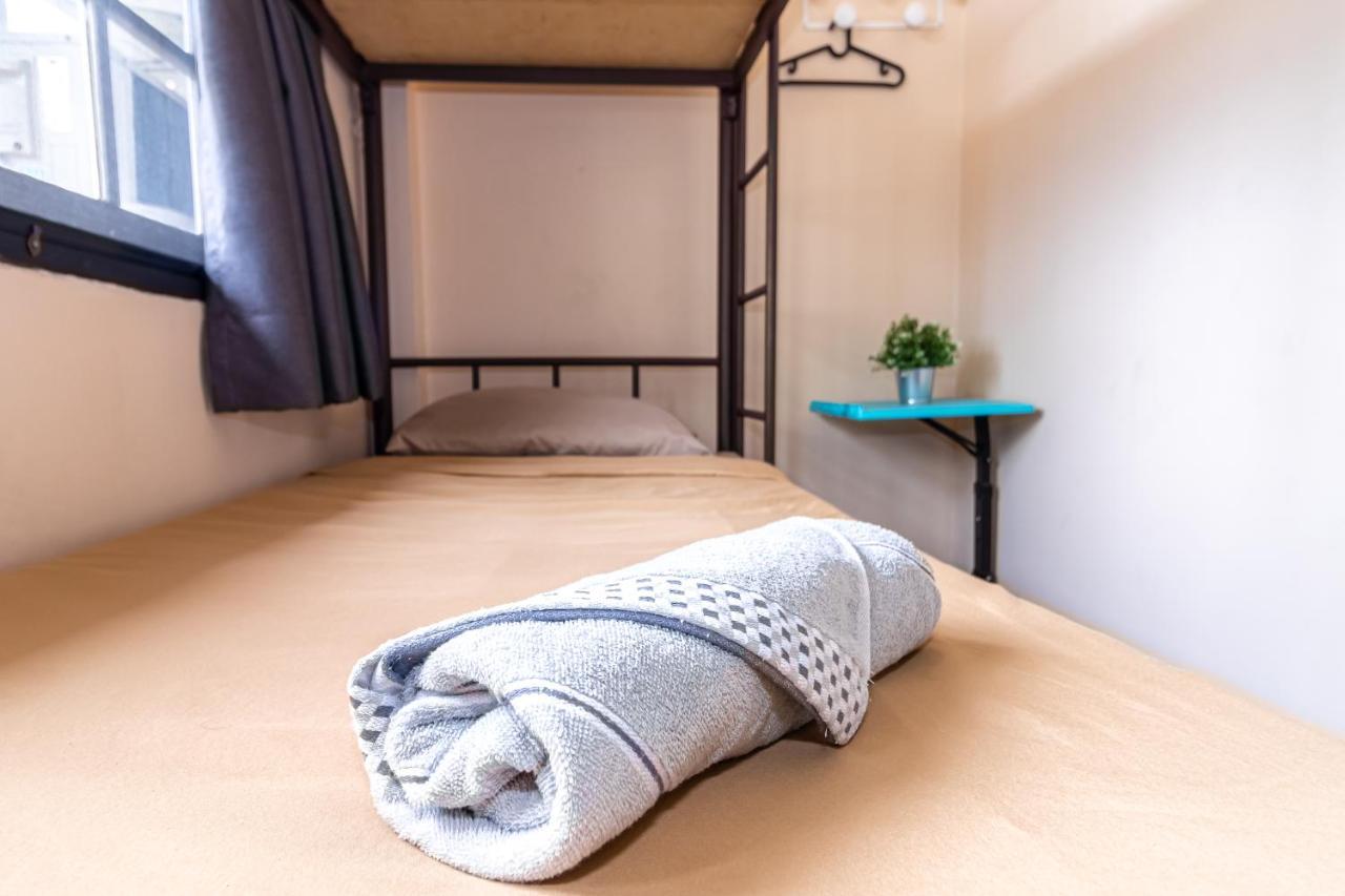 Snoozzze Hostel ใกล้รถไฟฟ้า ย่านบางรัก (Adults Only) Bangkok Extérieur photo