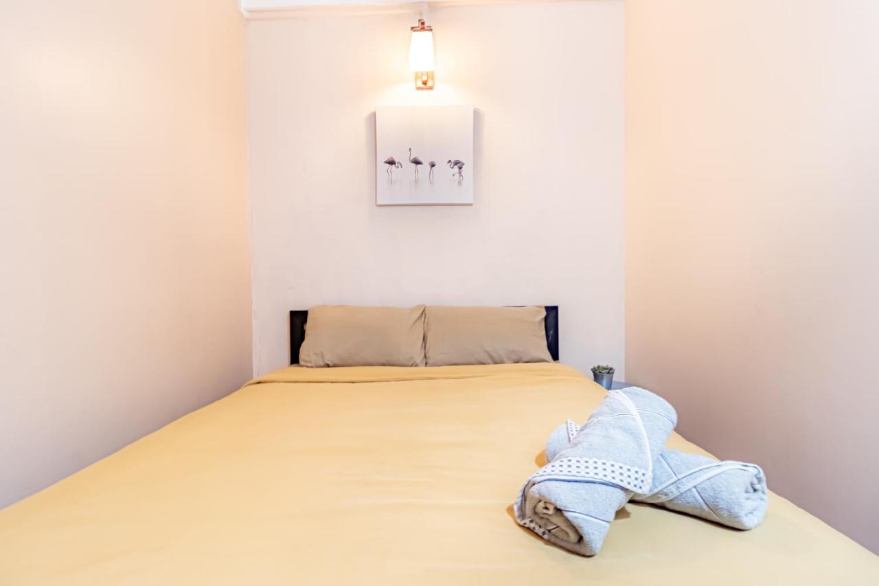 Snoozzze Hostel ใกล้รถไฟฟ้า ย่านบางรัก (Adults Only) Bangkok Extérieur photo