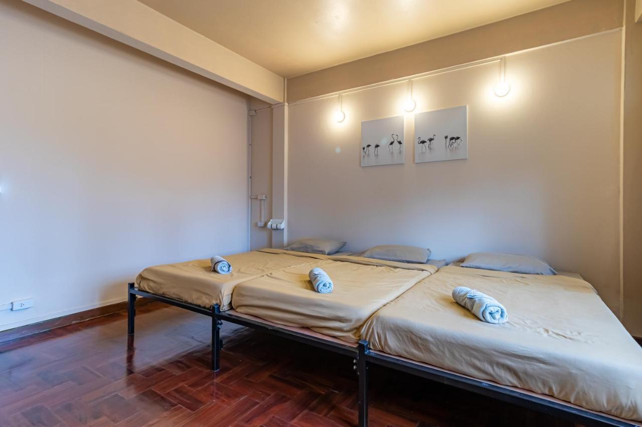 Snoozzze Hostel ใกล้รถไฟฟ้า ย่านบางรัก (Adults Only) Bangkok Extérieur photo